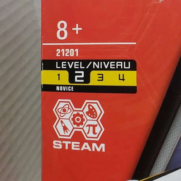 Meccano 10-in-1 Racing Vehicles Set 21201 - Picture 4 of 9